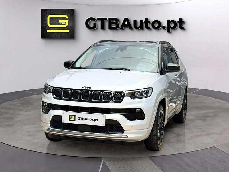 Branco Usado 2022 Jeep Compass SUV | € 28.999 (Preço justo) - Imagem 1/4