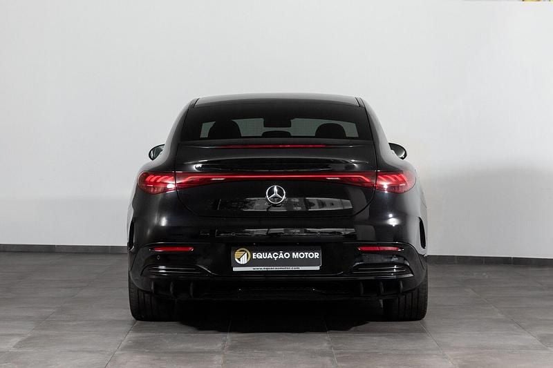 Usado Mercedes EQE350 214 kW (292 HP) 2023 Preto Sedan