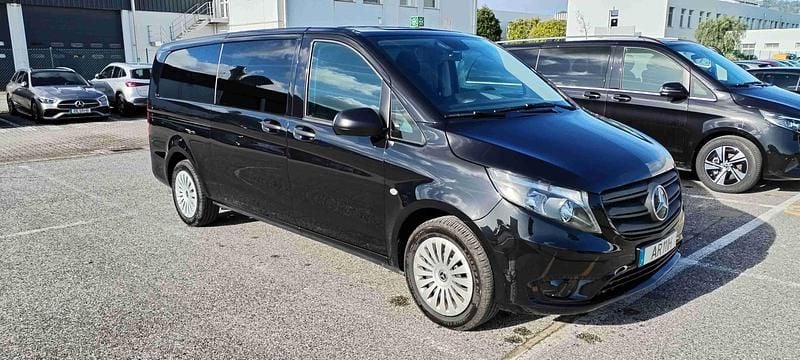 Outra Usado 2022 Mercedes Vito Monovolume | € 49.990 - Imagem 1/4