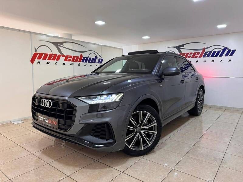 Cinzento Usado 2019 Audi Q8 SUV | € 65.750 - Imagem 1/4