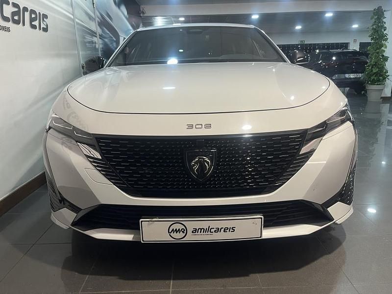 Usado Peugeot 308 GT 180 HP (132 kW) 2024 Branco Sedan