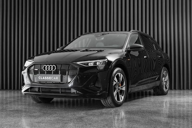 Preto Usado 2019 Audi e-tron S-Line SUV | € 31.450 (Preço justo) - Imagem 1/4