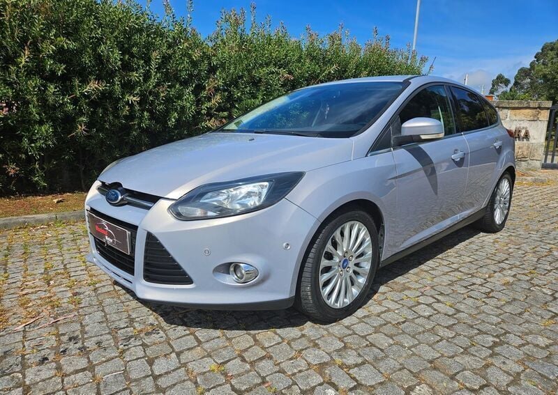 Cinza Usado 2011 Ford Focus Titanium | € 5.490 (Bom preço) - Imagem 1/4