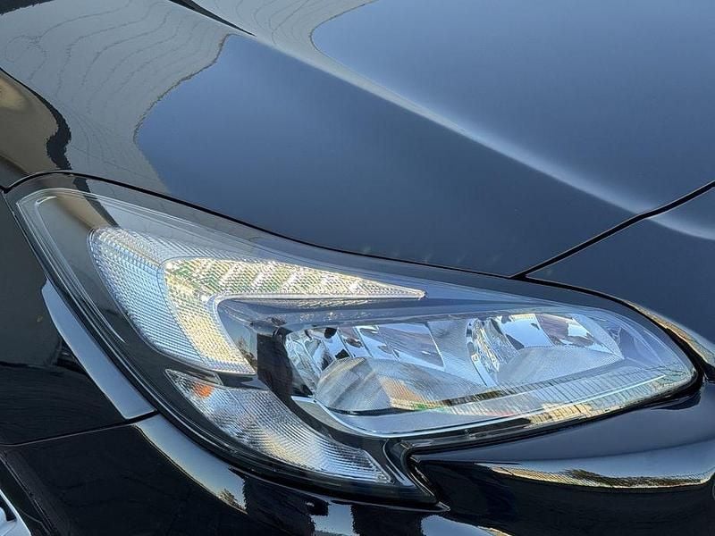 Usado Opel Corsa 70 HP (51 kW) 2018 Sedan