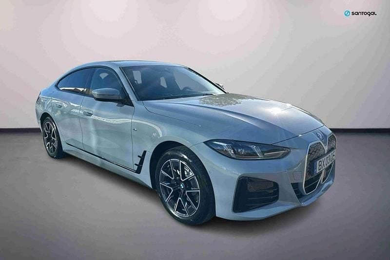Cinzento Novo 2025 BMW i4 Shadowline Sedan | € 61.500 (Preço justo) - Imagem 1/4
