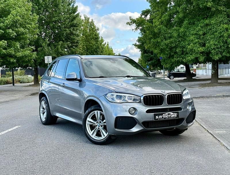Cinzento Usado 2018 BMW X5 SUV | € 36.500 (Preço elevado) - Imagem 1/4