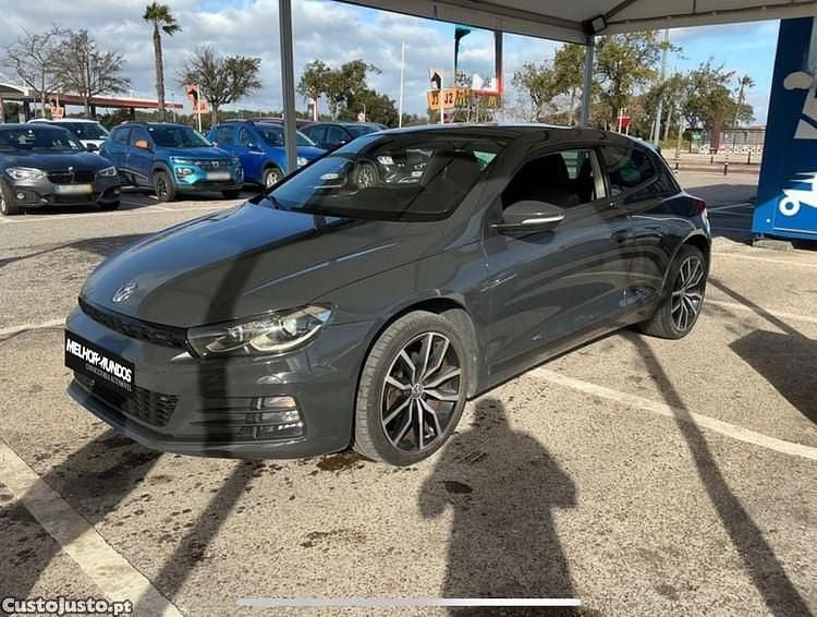 Usado VW Scirocco R-line BlueMotion 150 HP (110 kW) 2017 Cinza Coupé