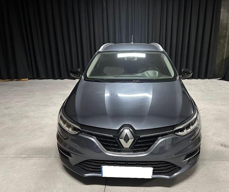 Usado Renault Mégane IV 140 HP (102 kW) 2021 Cinzento Carrinha