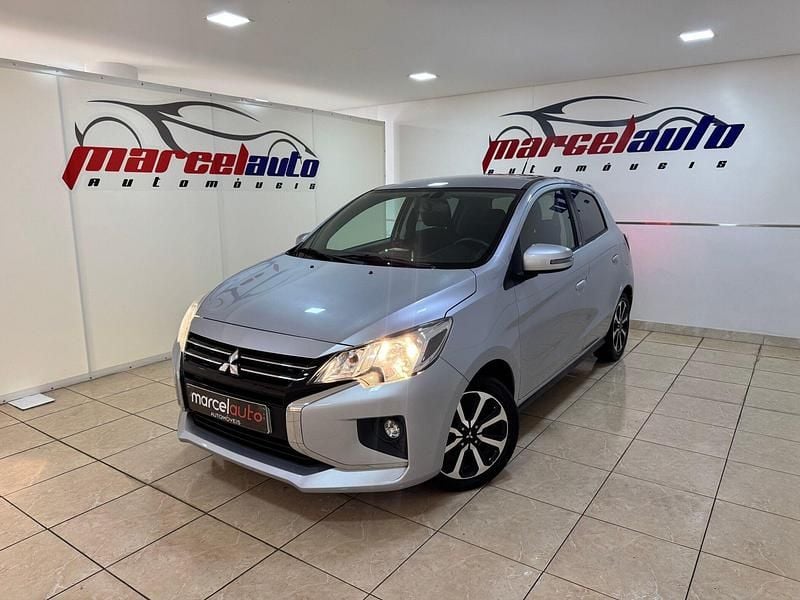 Cinza Usado 2023 Mitsubishi Space Star Edition | € 13.750 (Preço justo) - Imagem 1/4