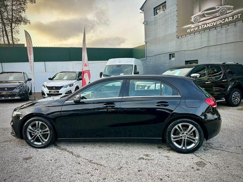 Usado Mercedes A180 Urban 109 HP (80 kW) 2018 Preto