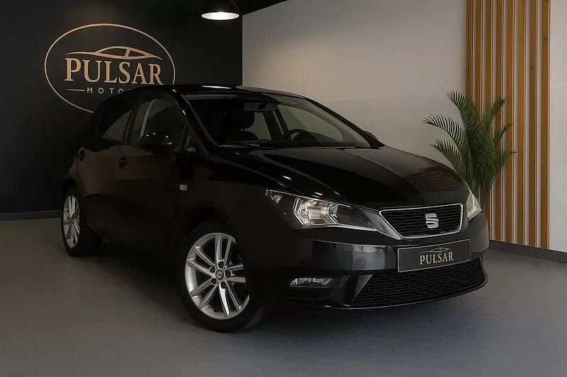 Preto Usado 2010 Seat Ibiza SC Sport Citadino | € 6.990 - Imagem 1/4