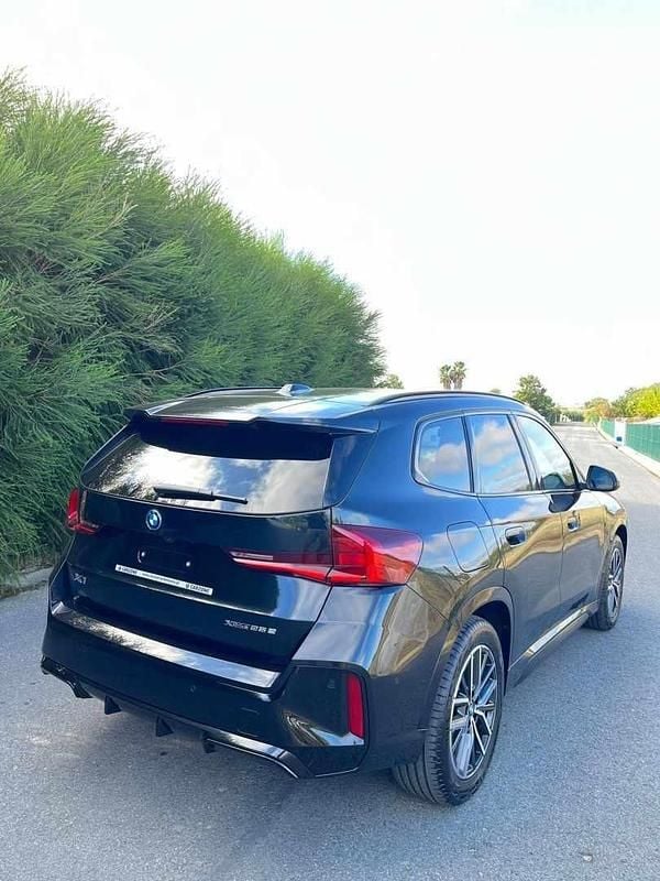 Usado BMW X1 245 HP (180 kW) 2025 Preto SUV