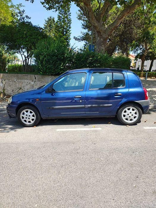 Usado 1999 Renault Clio II Sedan | € 1.190 (Preço justo) - Imagem 1/4