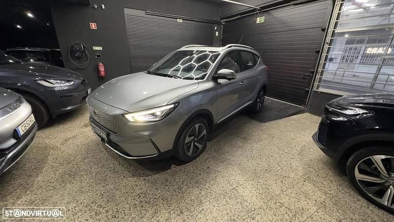 Usado MG ZS 114 kW (156 HP) 2023 Cinzento SUV