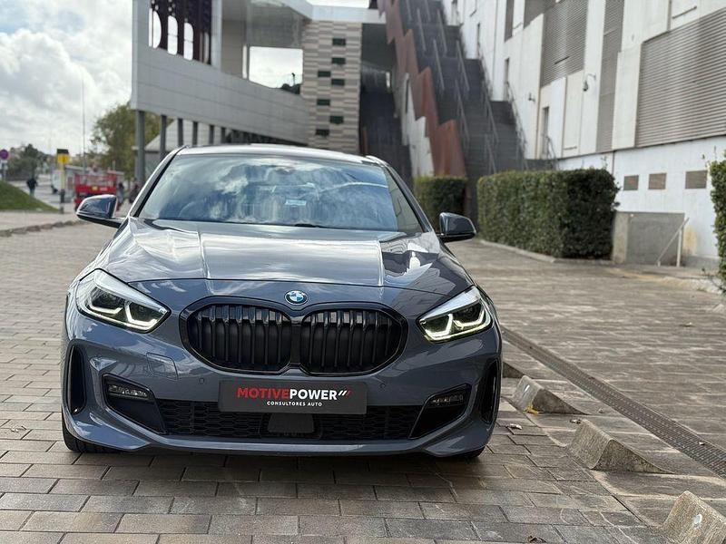 Usado BMW 116 116 HP (85 kW) 2020 Cinza Citadino