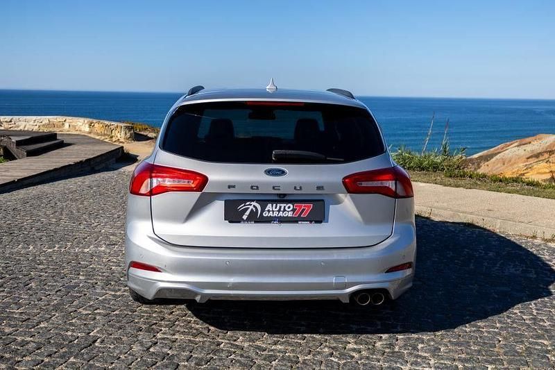 Usado Ford Focus ST-Line 125 HP (91 kW) 2019 Cinza Carrinha