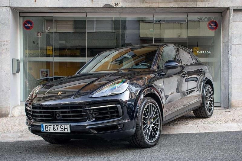 Azul Usado 2020 Porsche Cayenne SUV | € 84.900 (Preço elevado) - Imagem 1/4