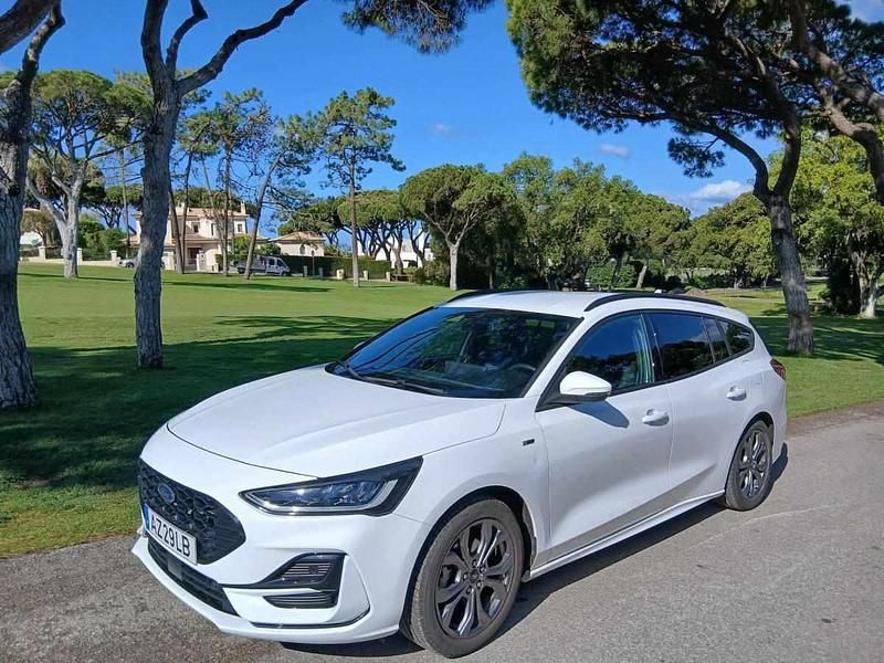 Usado Ford Focus 125 HP (91 kW) 2023 Branco Carrinha