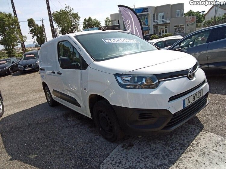Branco Usado 2021 Toyota Proace City Van | € 12.900 (Preço justo) - Imagem 1/1