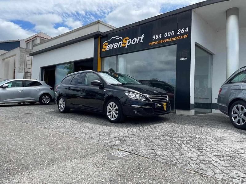 Preto Usado 2016 Peugeot 308 Carrinha | € 11.250 (Preço justo) - Imagem 1/4