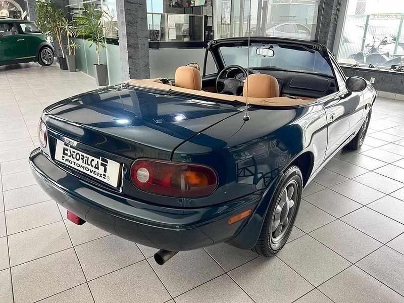 Usado Mazda MX5 90 HP (66 kW) 1996 Azul Cabrios