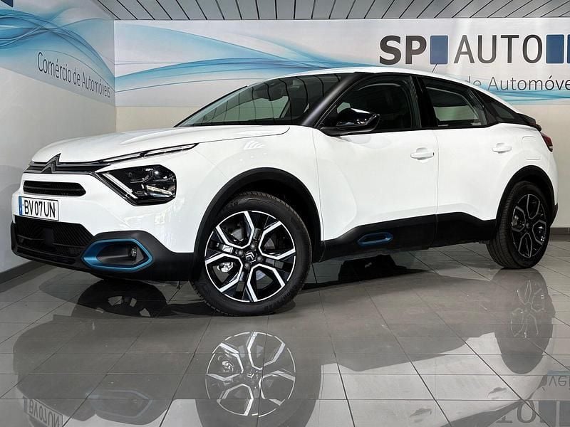 Branco Usado 2023 Citroën e-C4 Live SUV | € 21.900 (Preço justo) - Imagem 1/4