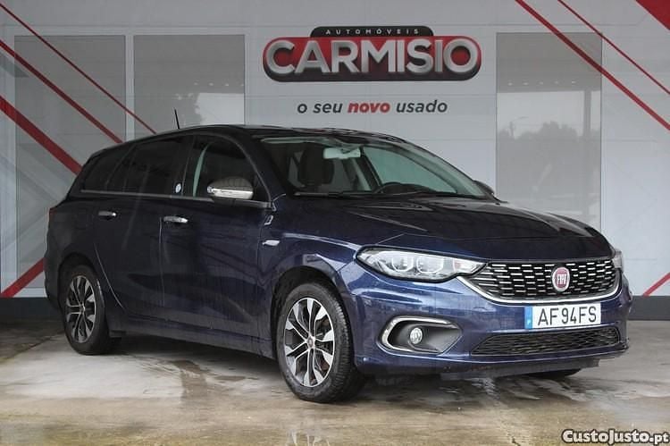 Usado Fiat Tipo Mirror 95 HP (69 kW) 2021 Azul Carrinha