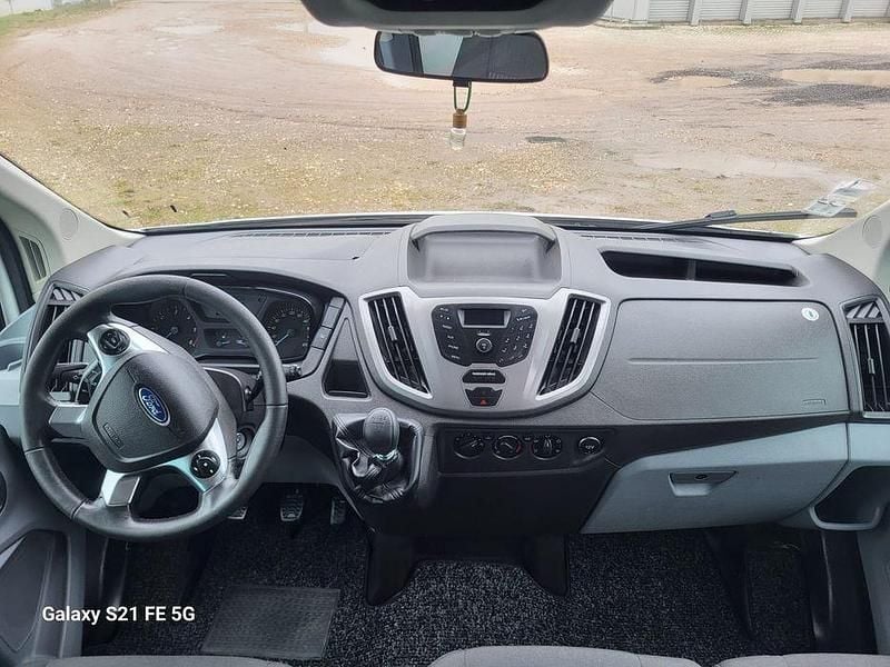 Usado Ford Transit 120 HP (88 kW) 2015 Sedan