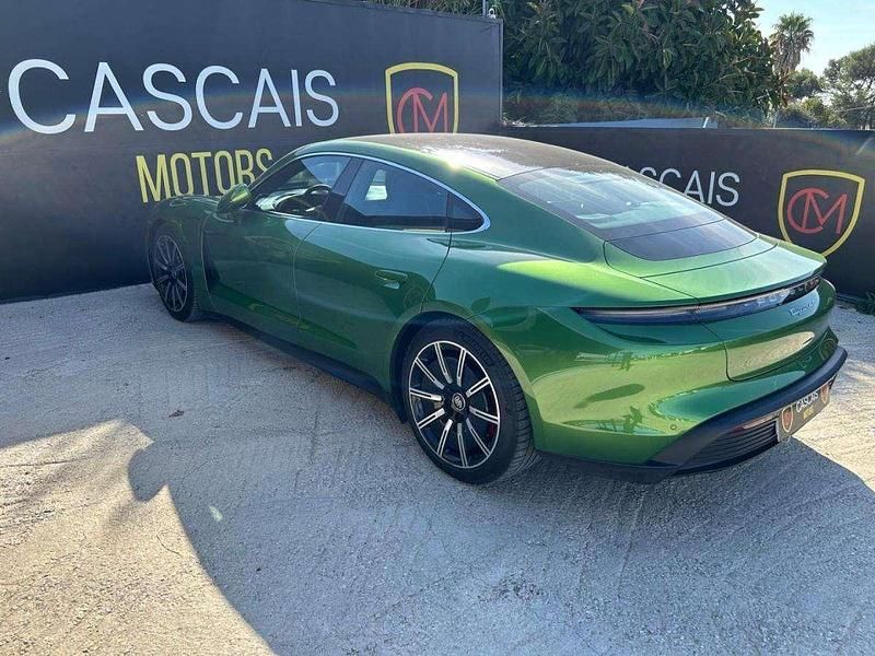 Usado Porsche Taycan 389 kW (530 HP) 2022 Verde Sedan