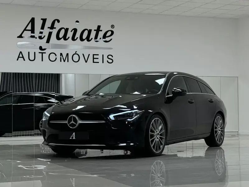 Usado Mercedes CLA200 Shooting Brake Progressive 150 HP (110 kW) 2019 Preto Carrinha
