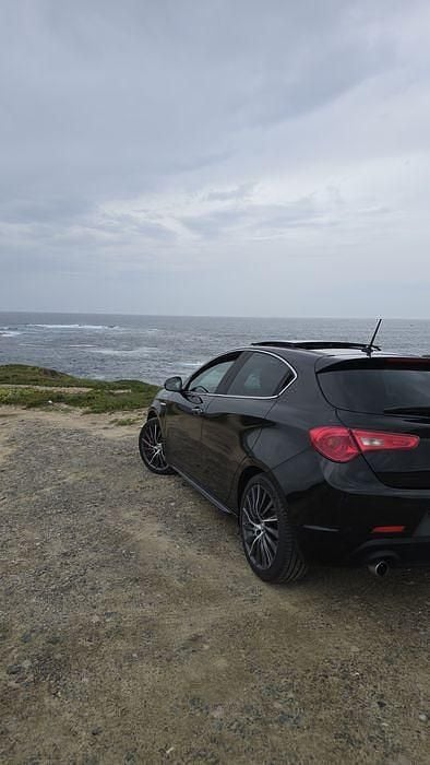 Usado Alfa Romeo Giulietta 150 HP (110 kW) 2016 Sedan