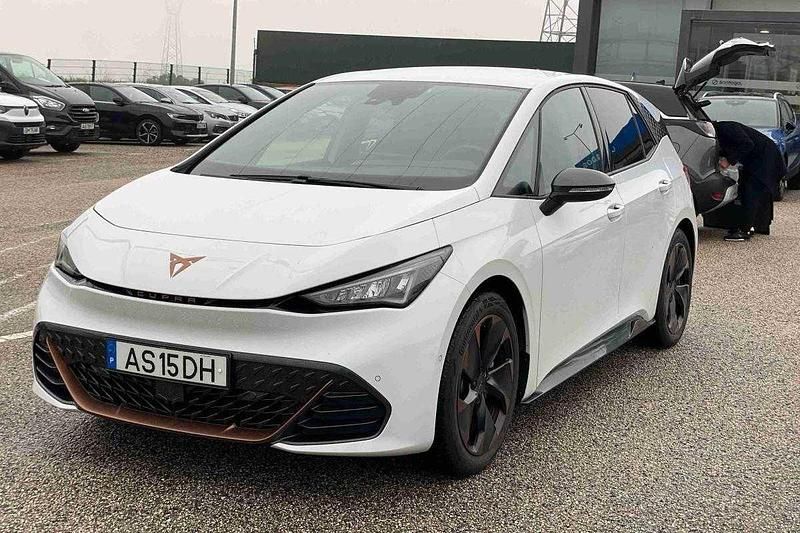 Branco Usado 2022 Cupra Born Citadino | € 27.990 (Preço justo) - Imagem 1/4
