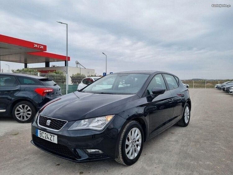 Preto Usado 2014 Seat Leon Ecomotive Citadino | € 11.750 (Preço justo) - Imagem 1/1