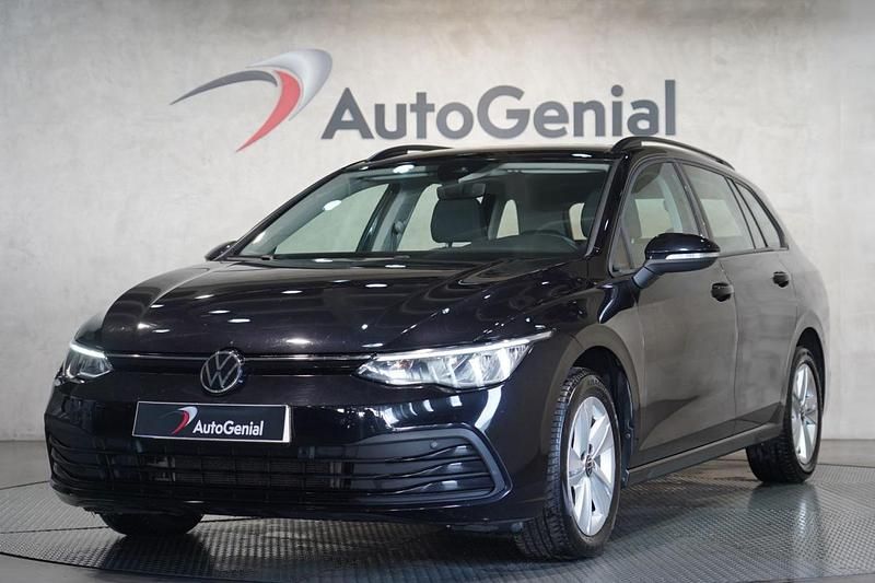 Usado VW Golf VIII 115 HP (84 kW) 2022 Preto Carrinha