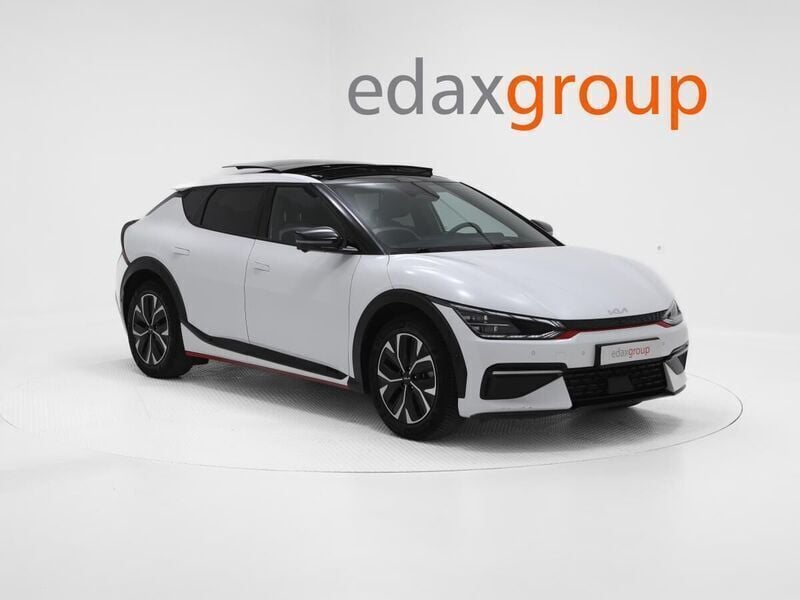 Branco Usado 2021 Kia EV6 4 SUV | € 34.990 (Preço justo) - Imagem 1/4