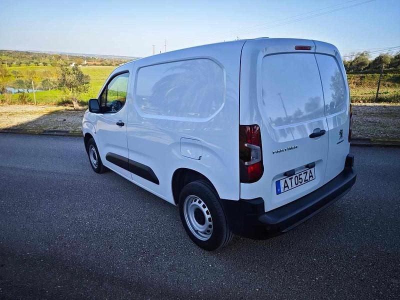 Usado Peugeot Partner 102 HP (75 kW) 2022 Branco Monovolume