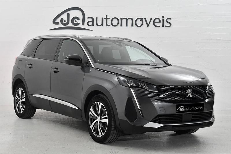 Cinza Usado 2024 Peugeot 5008 Allure Monovolume | € 33.900 (Preço justo) - Imagem 1/4