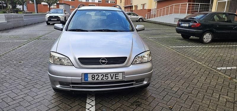 Usado 2003 Opel Astra Sedan | € 1.999 - Imagem 1/4
