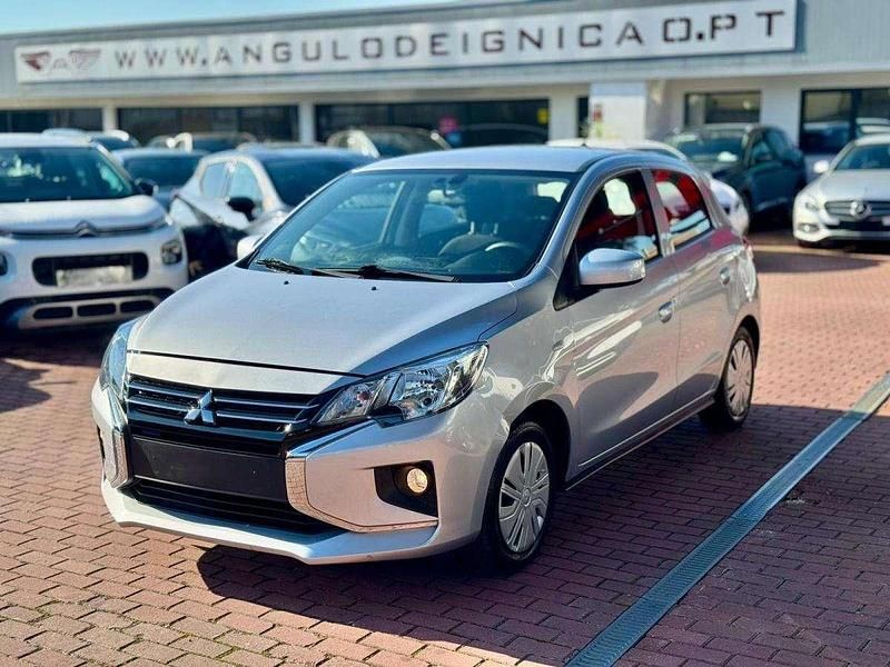 Usado Mitsubishi Space Star 71 HP (52 kW) 2020 Cinza Citadino