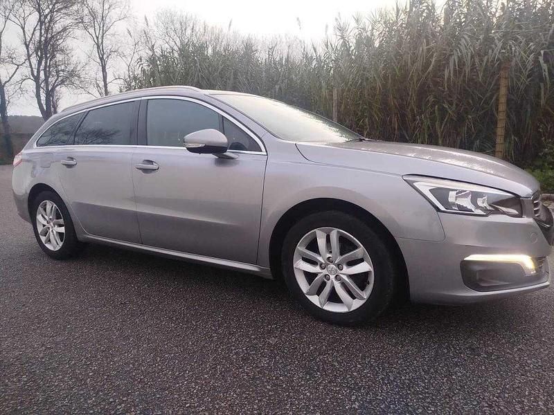Usado Peugeot 508 SW Allure 120 HP (88 kW) 2015 Cinza Carrinha
