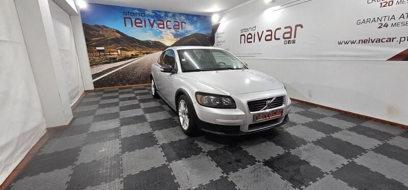 Cinzento Usado 2007 Volvo C30 Citadino | € 6.750 (Preço justo) - Imagem 1/4