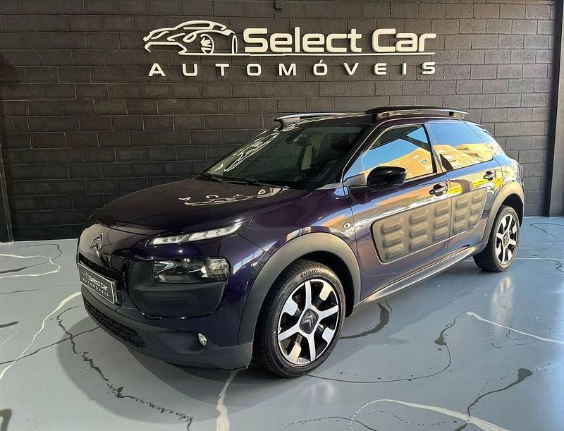 Outro Usado 2014 Citroën C4 Feel Sedan | € 9.950 (Preço elevado) - Imagem 1/4