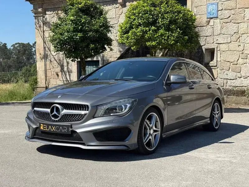 Cinzento Usado 2015 Mercedes CLA200 Shooting Brake AMG line Carrinha | € 18.999 (Preço elevado) - Imagem 1/4