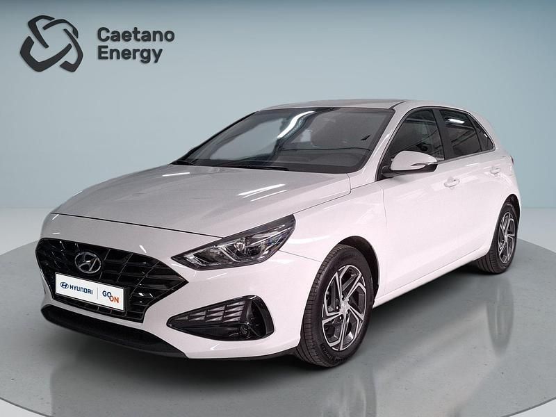 Atlas white Usado 2023 Hyundai i30 Style | € 20.550 (Preço justo) - Imagem 1/4