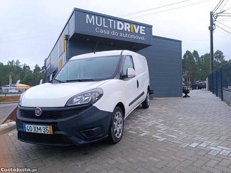 Branco Usado 2019 Fiat Doblò Monovolume | € 11.500 (Preço justo) - Imagem 1/1