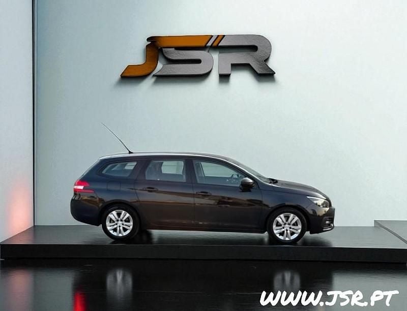 Usado Peugeot 308 SW 102 HP (75 kW) 2020 Preto Carrinha