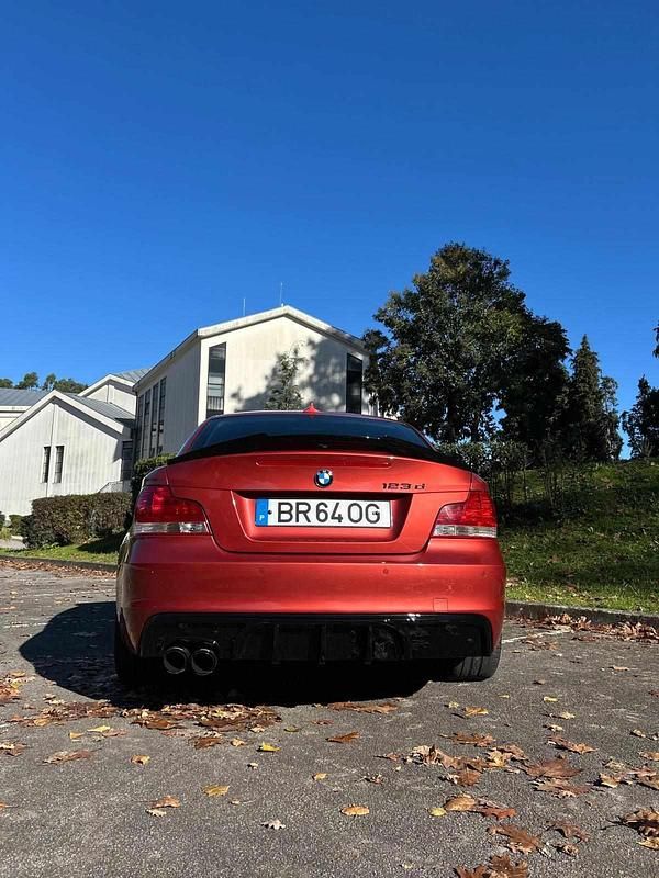 Usado BMW 123 Coupé 204 HP (150 kW) 2009 Outra Coupé