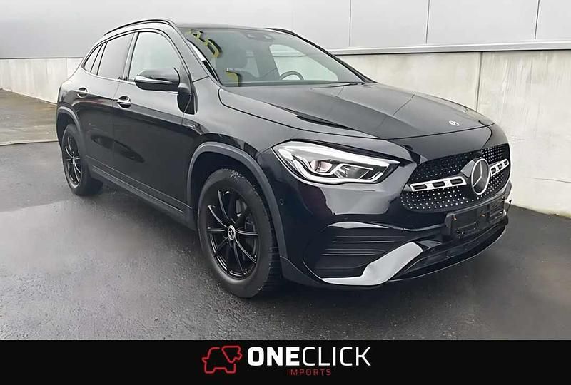 Usado Mercedes GLA250 218 HP (160 kW) 2023 Preto SUV