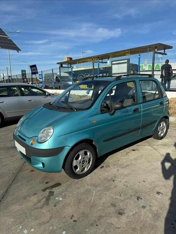 Azul Usado 2005 Chevrolet Matiz Citadino | € 1.200.000 - Imagem 1/4