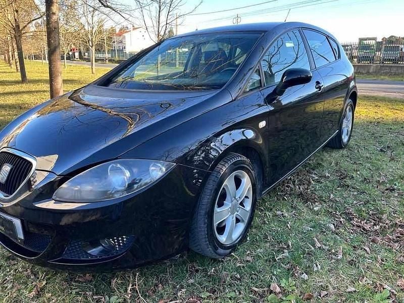 Preto (metalizado) Usado 2008 Seat Leon Ecomotive Citadino | € 6.750 (Bom preço) - Imagem 1/4